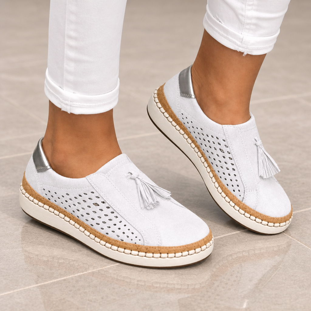 Beaulieu Orthopedic Tassel Mules in White