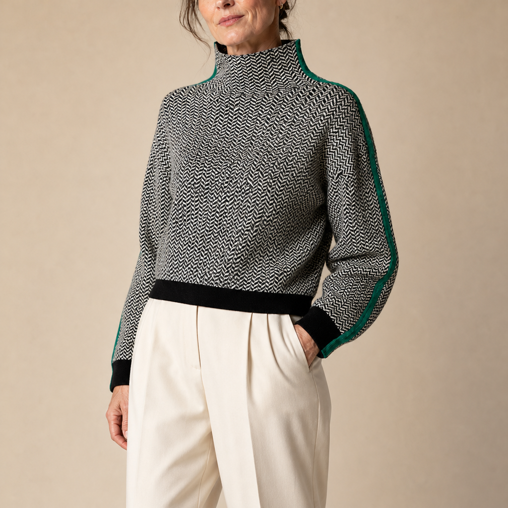 Gordes Chevron Stripe Turtleneck Sweater in Green